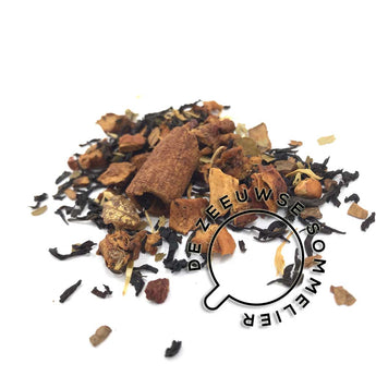 Zwarte thee met kaneel, appel en een heerlijk aroma van zoete bolussen.